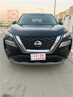 نيسان روج